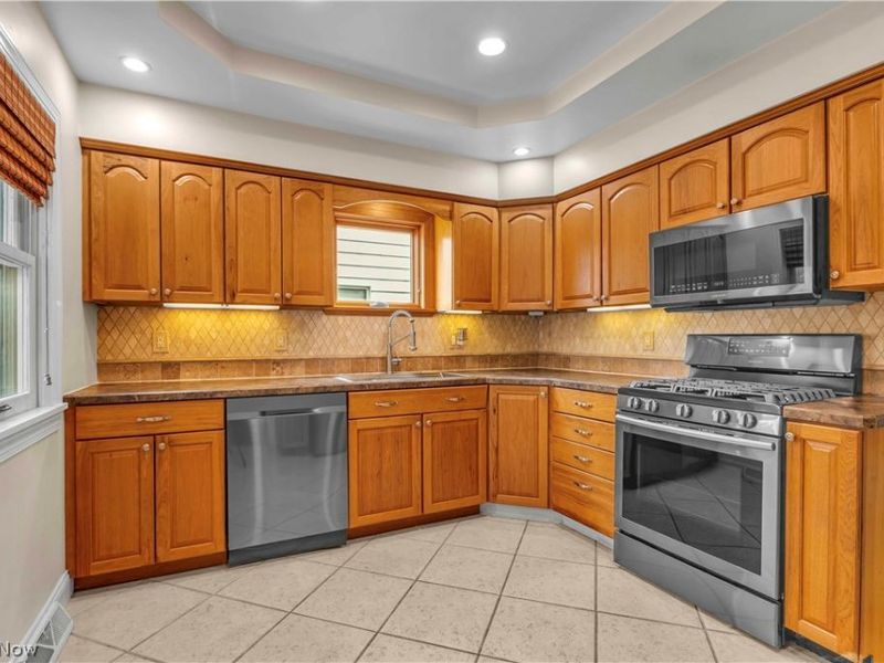 5616 Theota Avenue, Parma, OH 44129 Photo 12