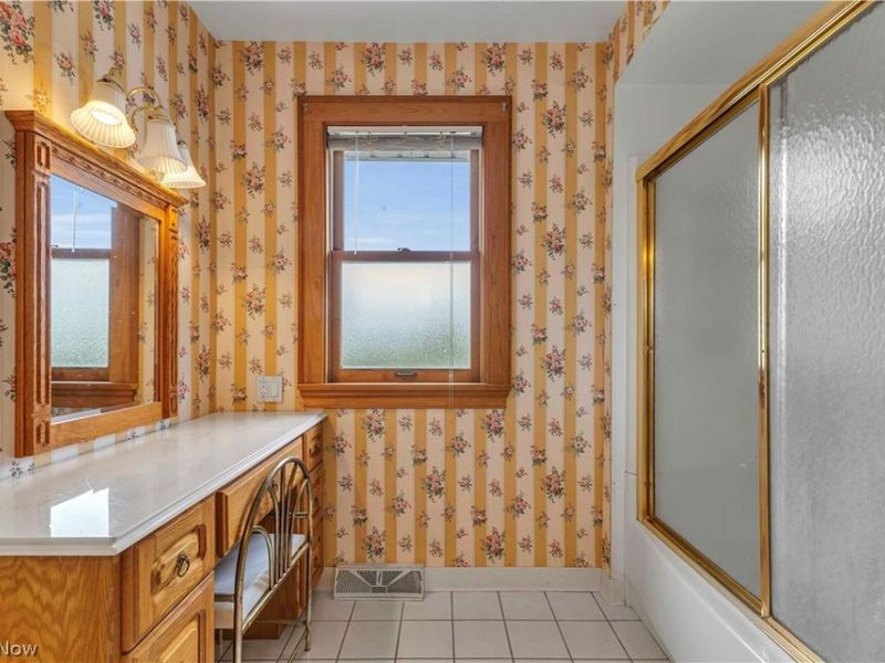 5616 Theota Avenue, Parma, OH 44129 Photo 16