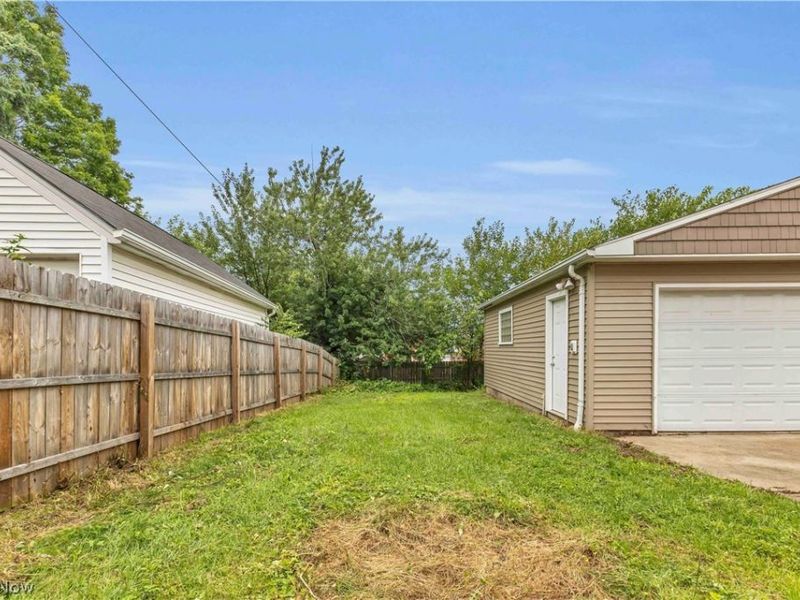 5616 Theota Avenue, Parma, OH 44129 Photo 34