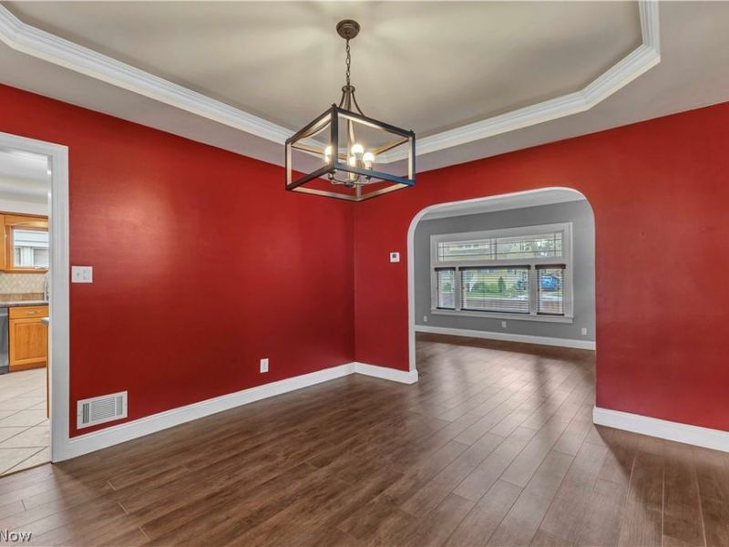5616 Theota Avenue, Parma, OH 44129 Photo 9