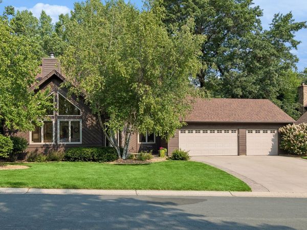 13645 Georgia Drive, Apple Valley, MN 55124