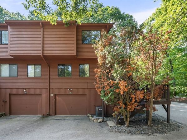 281 Meeting House Path, Unit 281, Ashland, MA 01721
