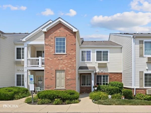 124 Bertram Drive , Unit K, Yorkville, IL 60560