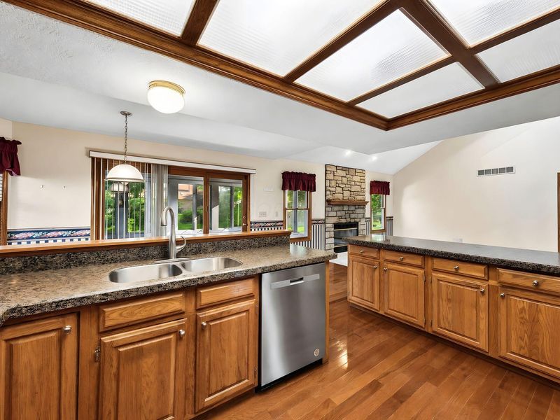 3015 Shoreline Drive, Lewis Center, OH 43035 Photo 24