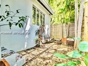 400 NE 86th St , Unit 400, El Portal, FL 33138 Photo