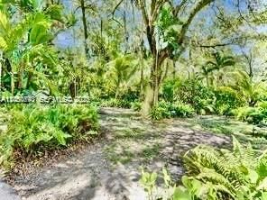 400 NE 86th St , Unit 400, El Portal, FL 33138 Photo