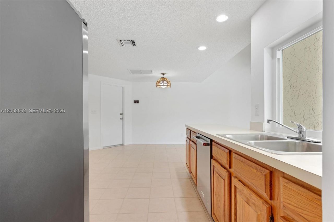 2760 SW 86th Way, Davie, FL 33328 Photo