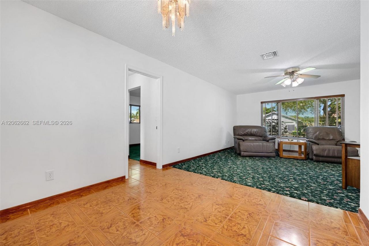 2760 SW 86th Way, Davie, FL 33328 Photo