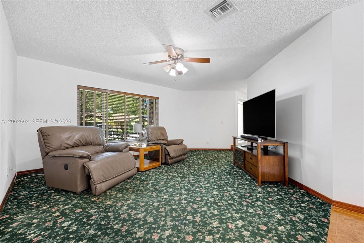 2760 SW 86th Way, Davie, FL 33328 Photo