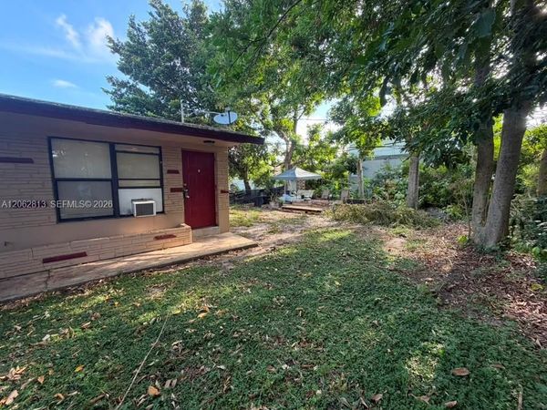 812 NW 4th Ave, Unit 2, Fort Lauderdale, FL 33311