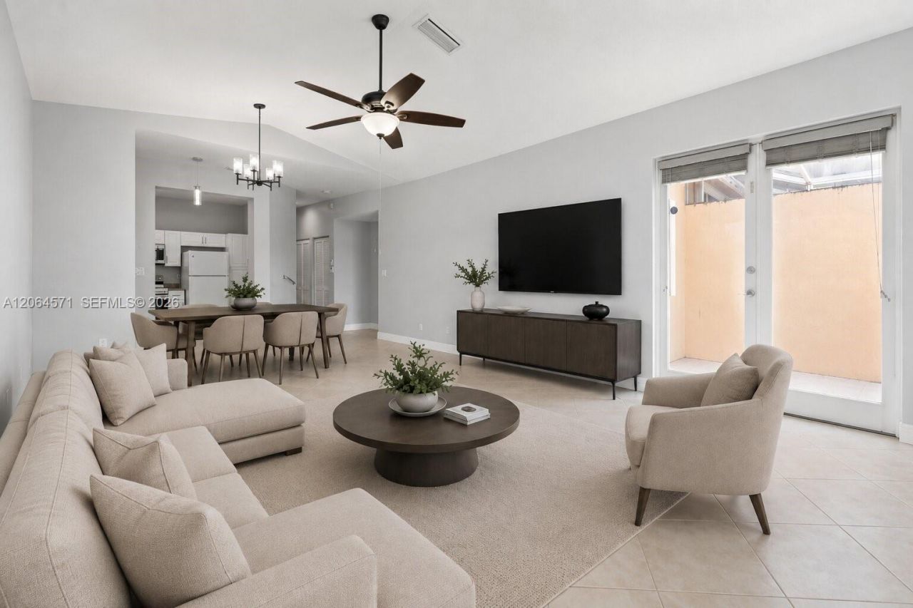 15890 SW 12th St, Pembroke Pines, FL 33027 Photo