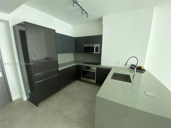 1080 Brickell Ave , Unit 2505, Miami, FL 33131
