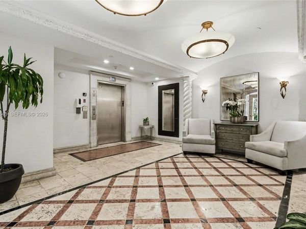 731 Crandon Blvd , Unit 208, Key Biscayne, FL 33149