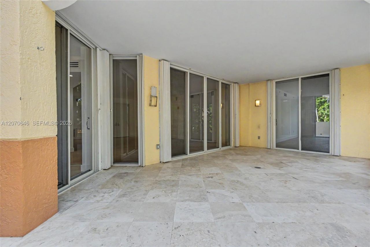 731 Crandon Blvd , Unit 208, Key Biscayne, FL 33149 Photo