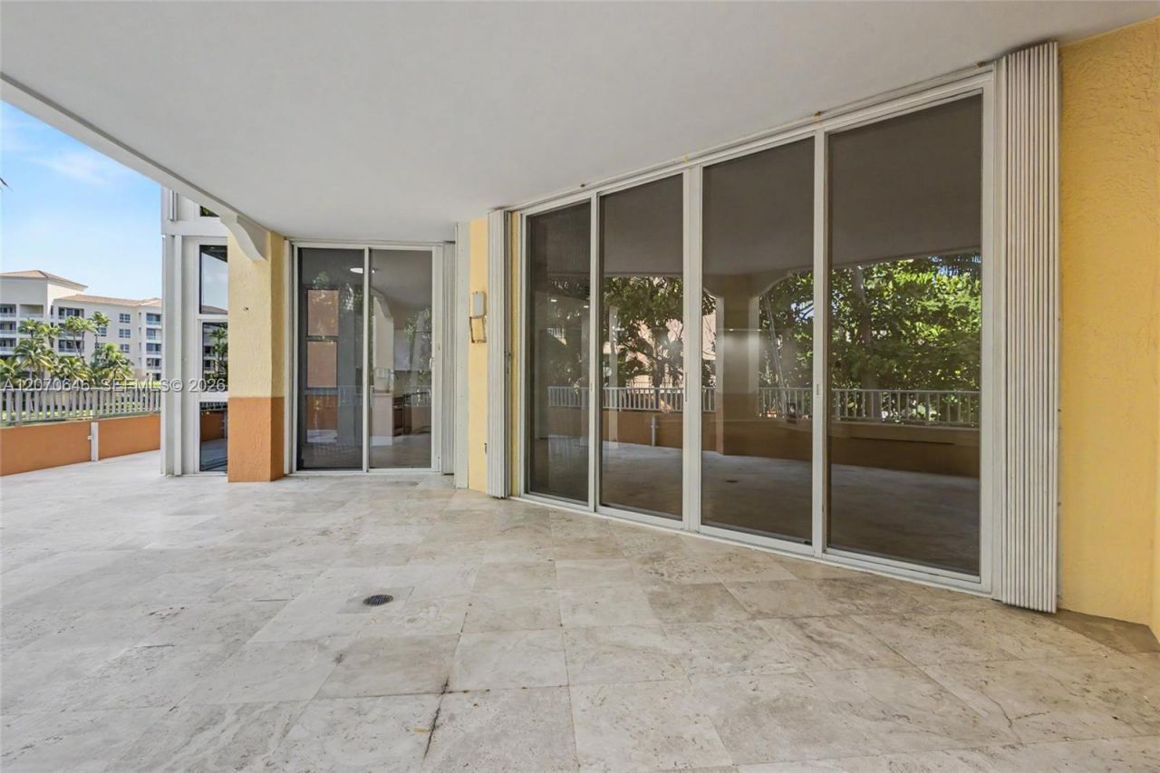 731 Crandon Blvd , Unit 208, Key Biscayne, FL 33149 Photo