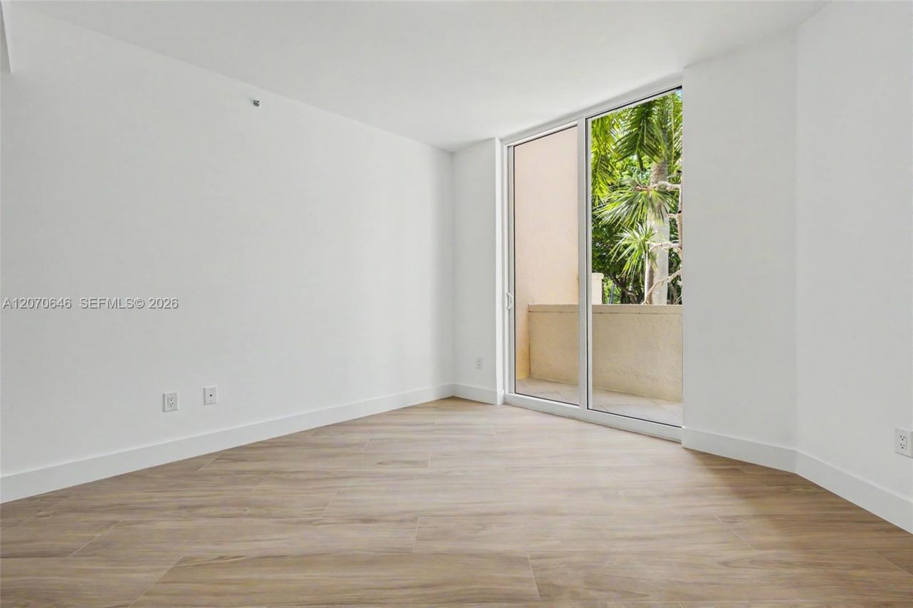 731 Crandon Blvd , Unit 208, Key Biscayne, FL 33149 Photo