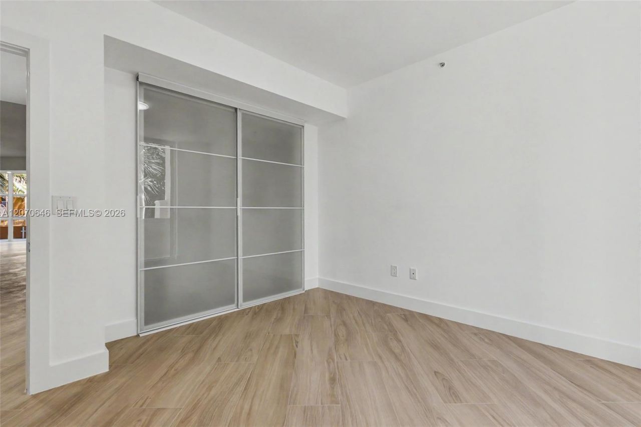 731 Crandon Blvd , Unit 208, Key Biscayne, FL 33149 Photo