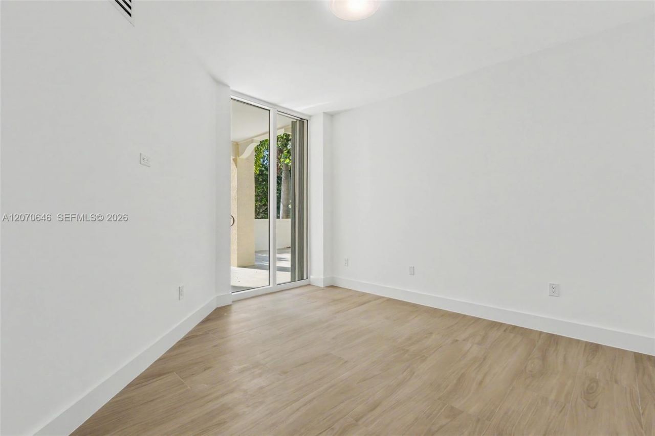 731 Crandon Blvd , Unit 208, Key Biscayne, FL 33149 Photo