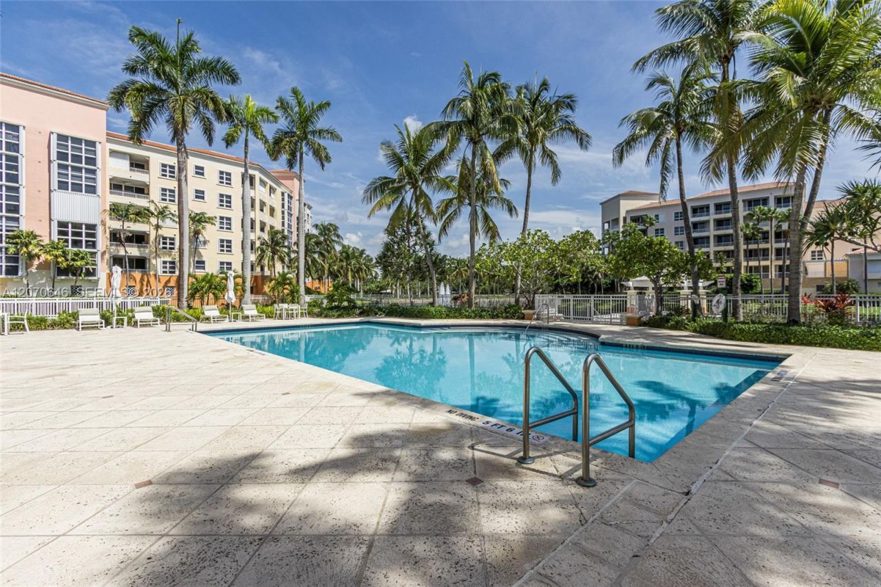 731 Crandon Blvd , Unit 208, Key Biscayne, FL 33149 Photo
