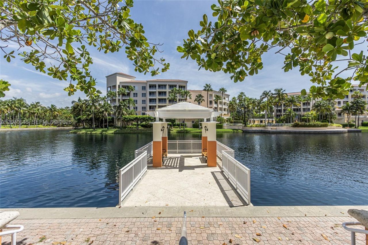 731 Crandon Blvd , Unit 208, Key Biscayne, FL 33149 Photo