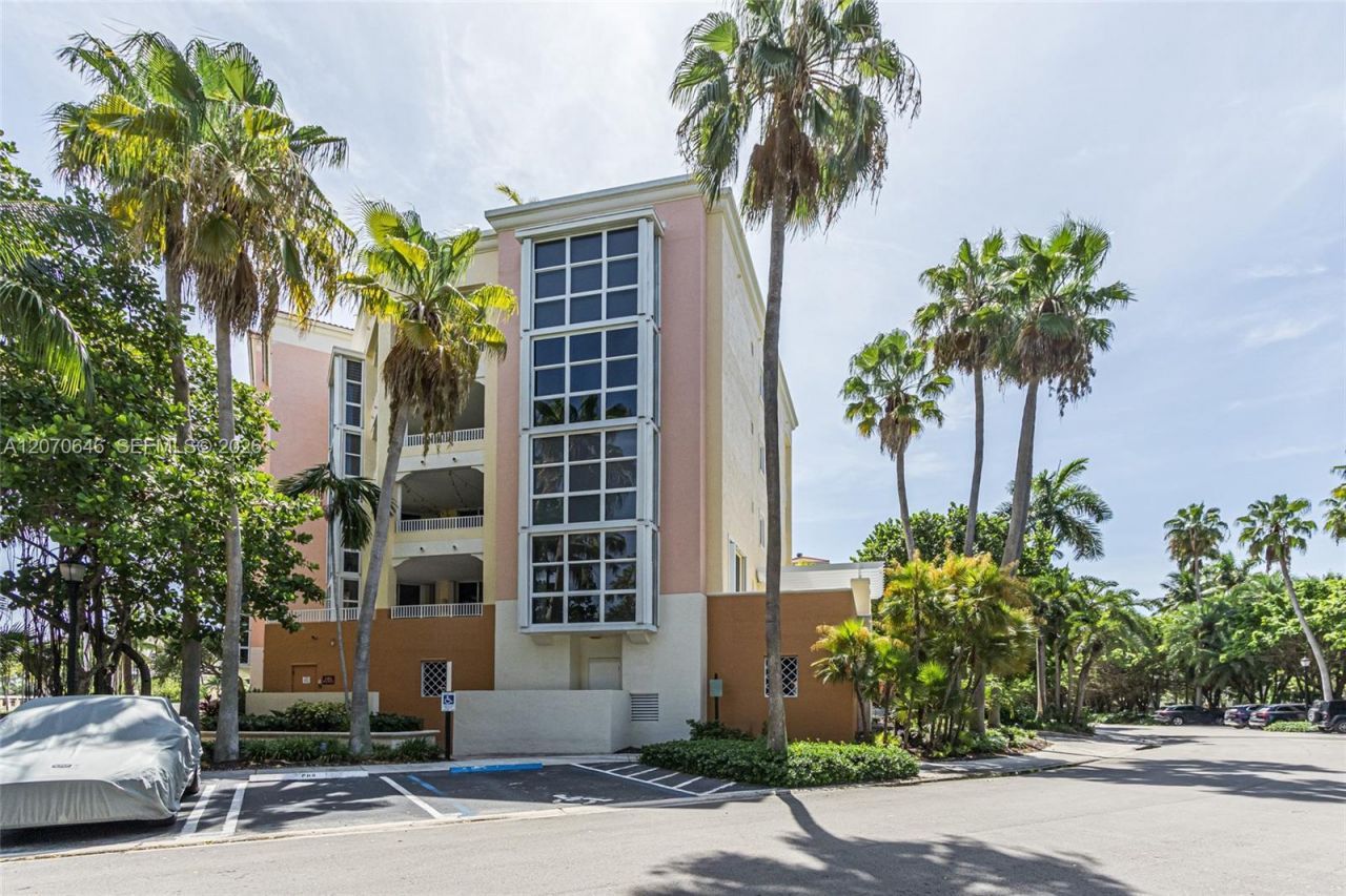 731 Crandon Blvd , Unit 208, Key Biscayne, FL 33149 Photo