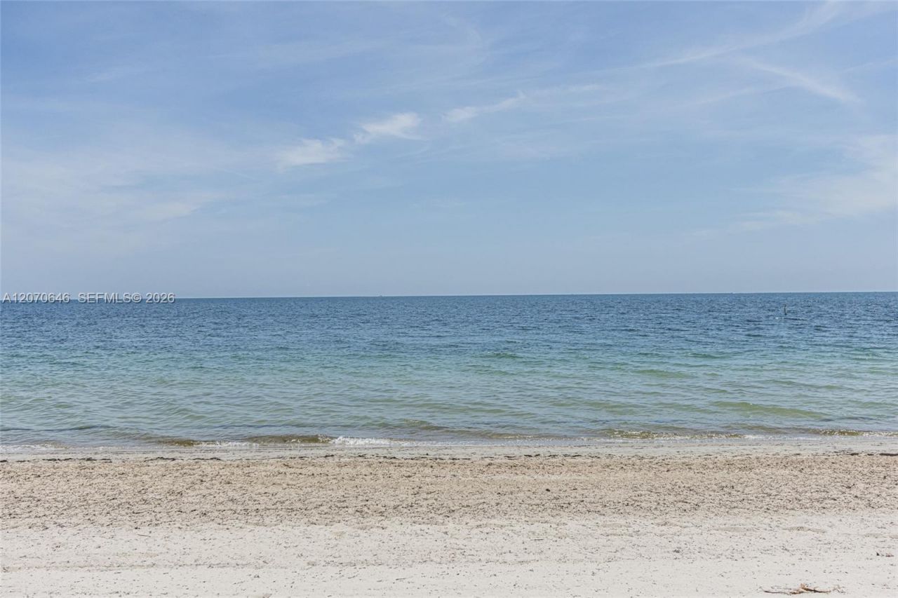 731 Crandon Blvd , Unit 208, Key Biscayne, FL 33149 Photo