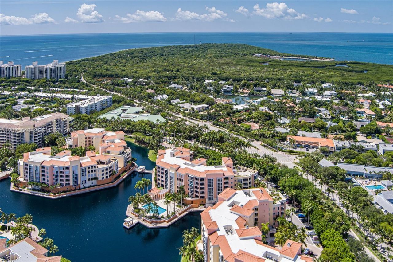 731 Crandon Blvd , Unit 208, Key Biscayne, FL 33149 Photo