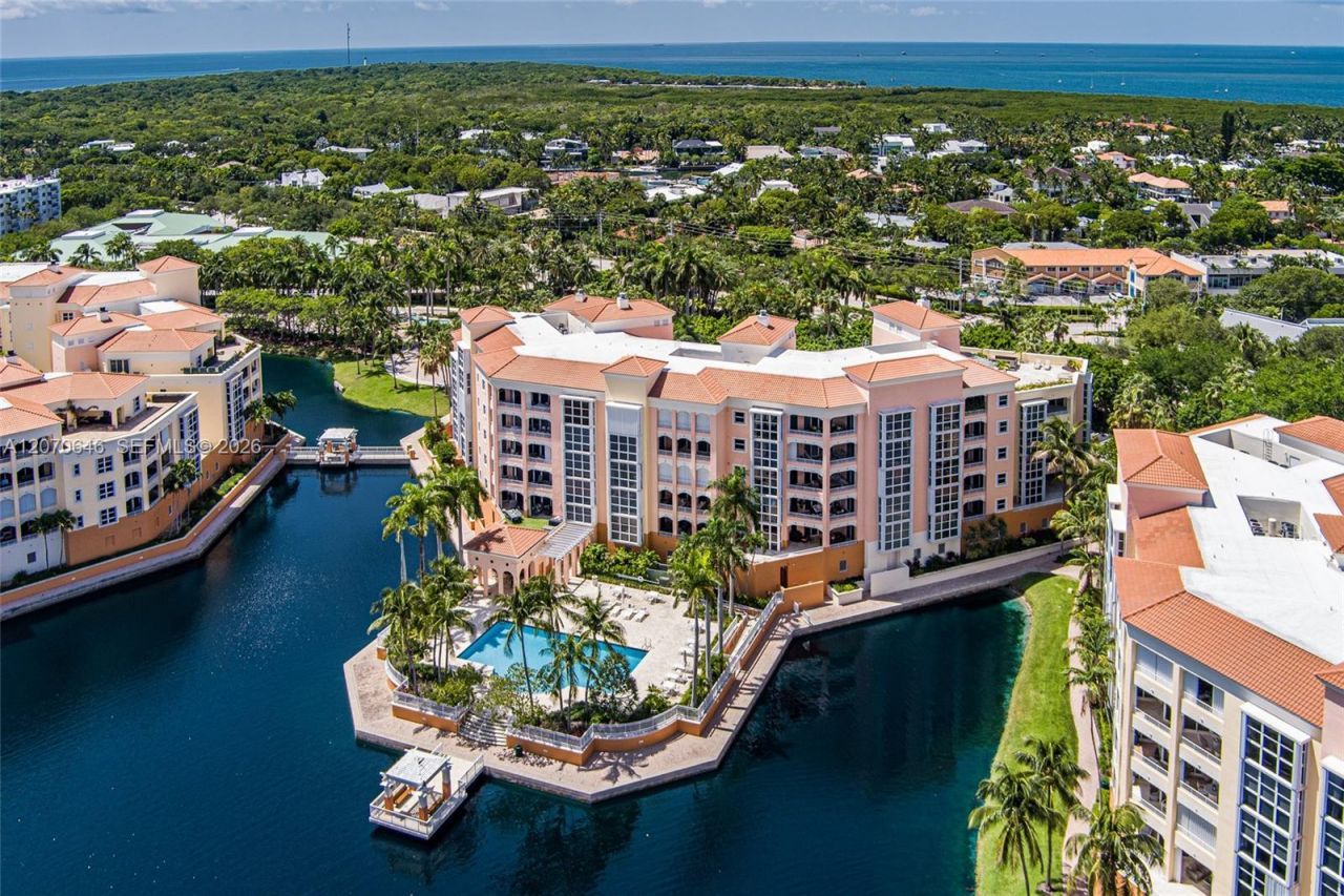 731 Crandon Blvd , Unit 208, Key Biscayne, FL 33149 Photo