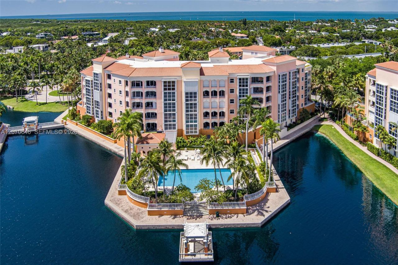 731 Crandon Blvd , Unit 208, Key Biscayne, FL 33149 Photo