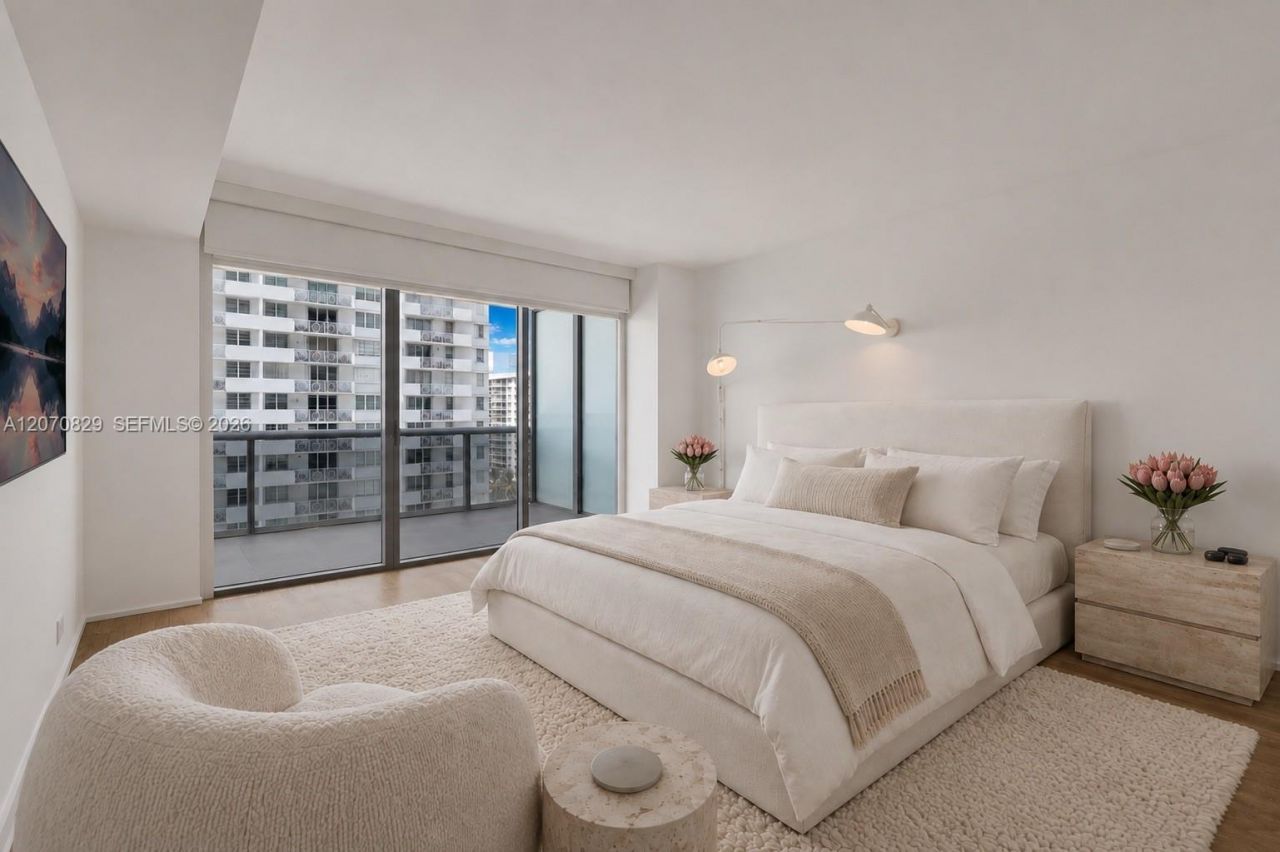 5875 Collins Ave, Unit 1102, Miami Beach, FL 33140 Photo