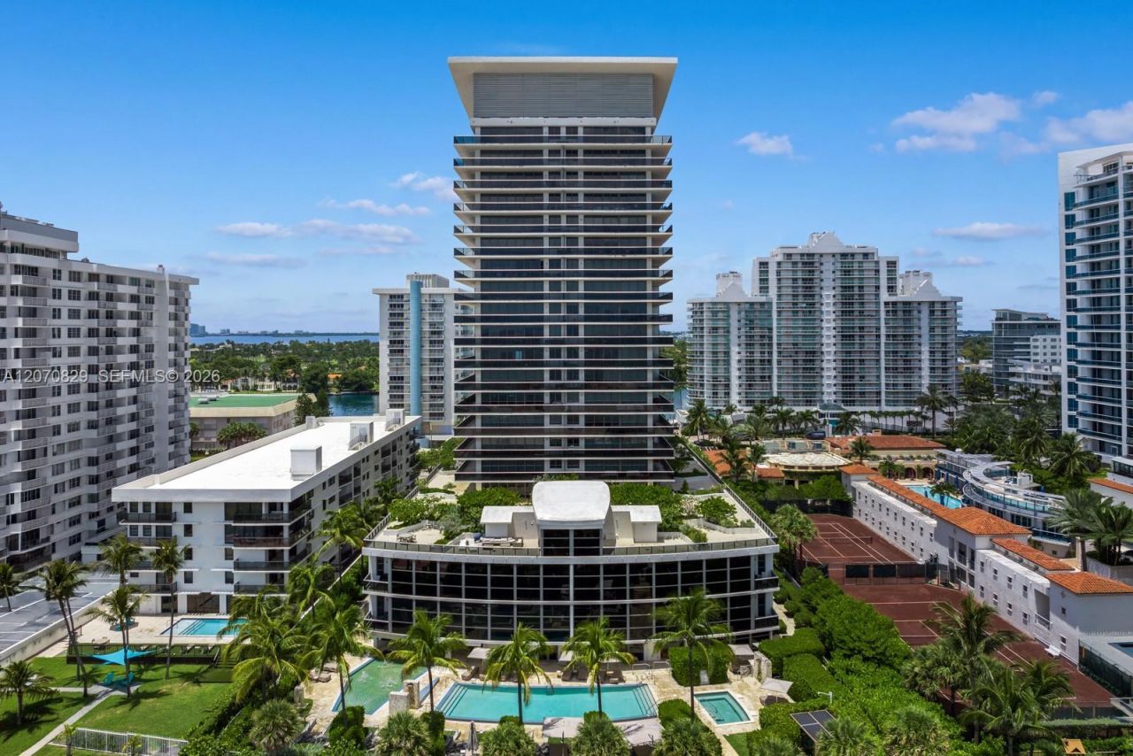 5875 Collins Ave, Unit 1102, Miami Beach, FL 33140 Photo