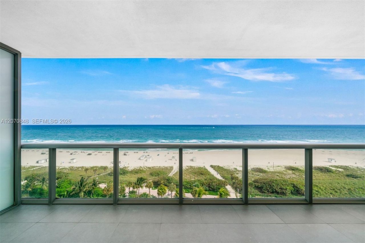 5875 Collins Ave , Unit 1102, Miami Beach, FL 33140 Photo