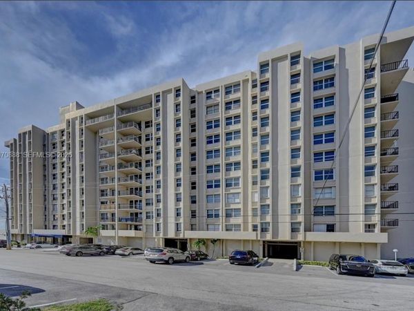 2881 NE 33rd Ct, Unit 5G, Fort Lauderdale, FL 33306