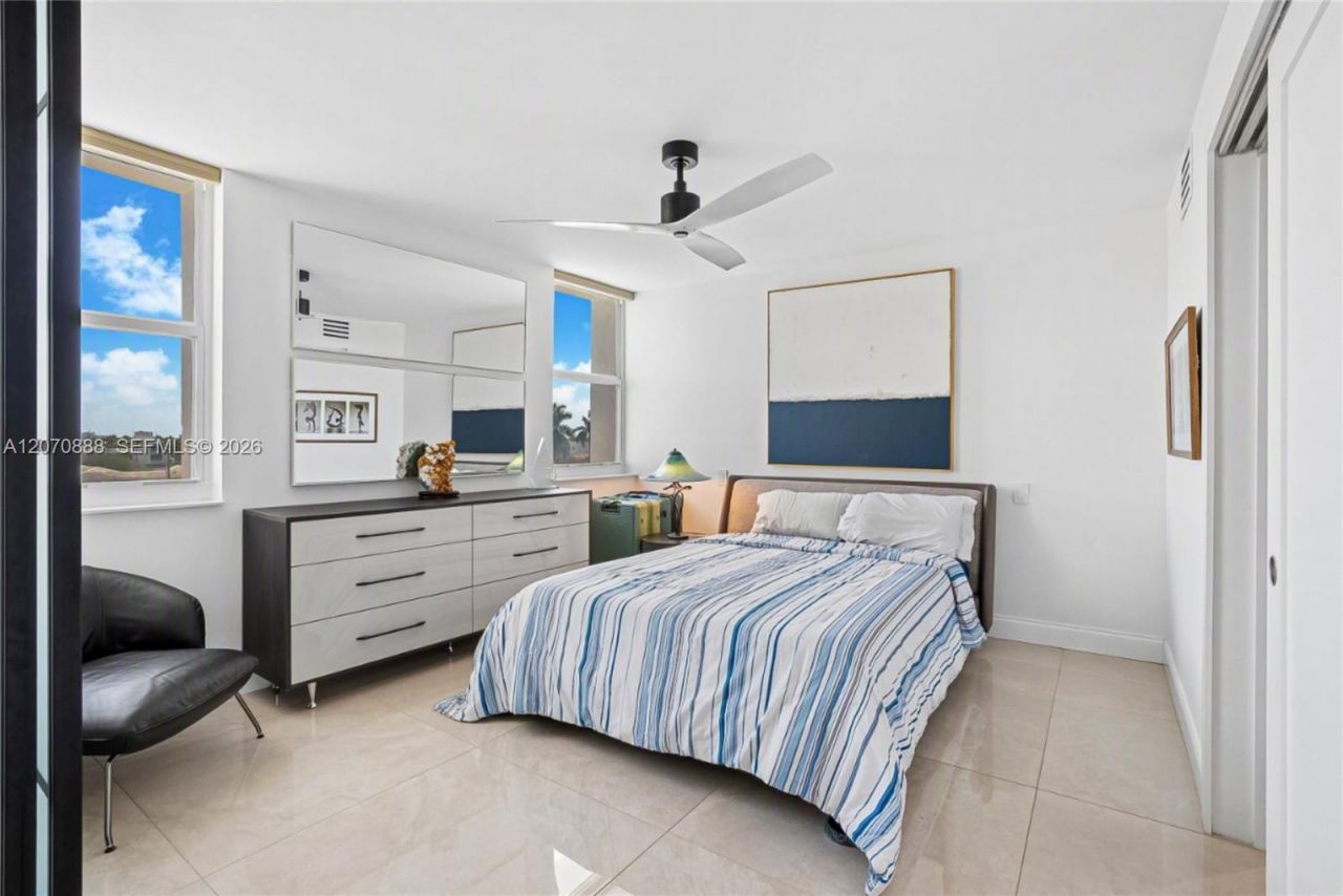 2881 NE 33rd Ct, Unit 5G, Fort Lauderdale, FL 33306 Photo