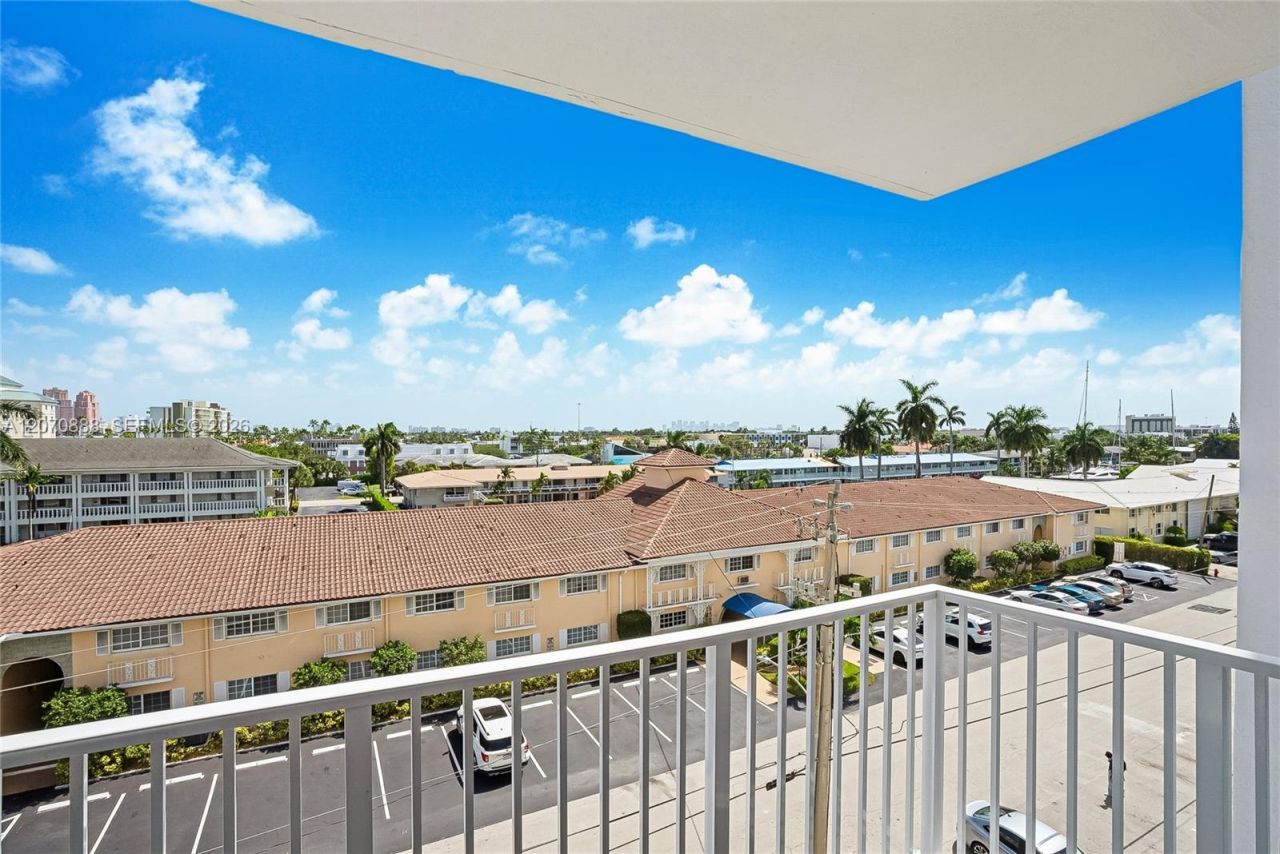 2881 NE 33rd Ct, Unit 5G, Fort Lauderdale, FL 33306 Photo