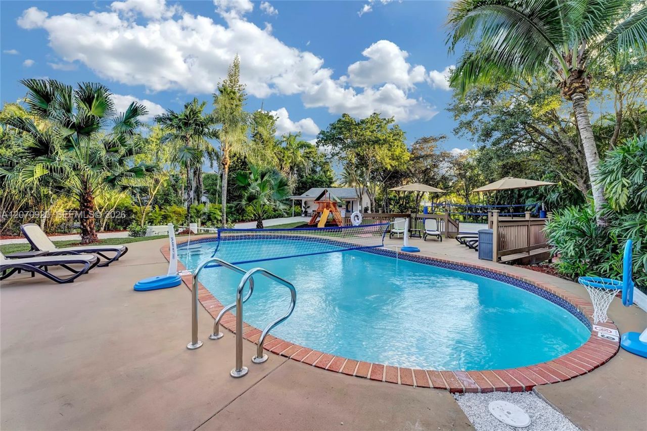 14330 SW 20th St, Davie, FL 33325 Photo