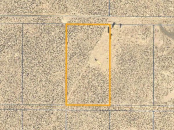 4725 E 1st Street, Silver Springs, NV 89429
