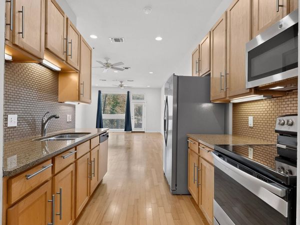 2931 E 12th ST, Unit 206, Austin, TX 78702