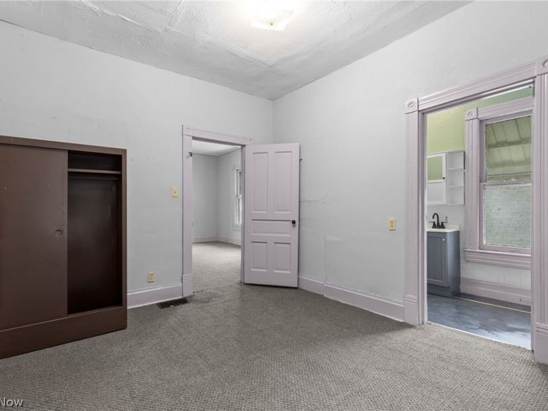 319 N 7th Street, Martins Ferry, OH 43935 Photo 18