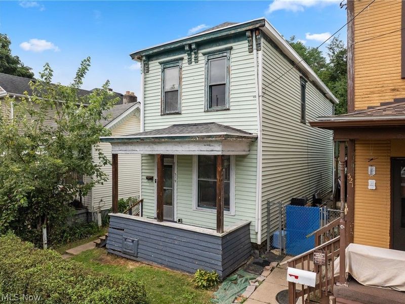 319 N 7th Street, Martins Ferry, OH 43935 Photo 2