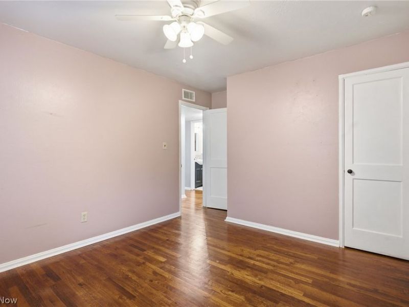 5733 Porter Road, North Olmsted, OH 44070 Photo 20