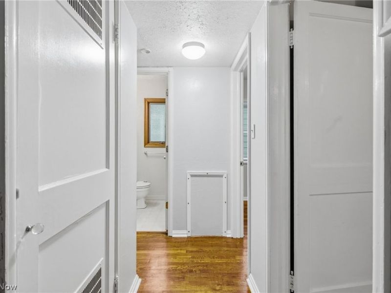 5733 Porter Road, North Olmsted, OH 44070 Photo 21