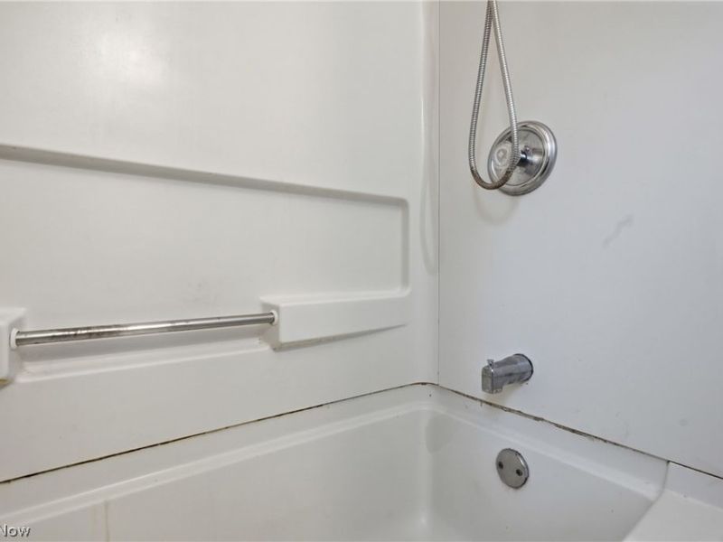 5733 Porter Road, North Olmsted, OH 44070 Photo 25