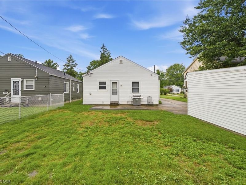 5733 Porter Road, North Olmsted, OH 44070 Photo 30