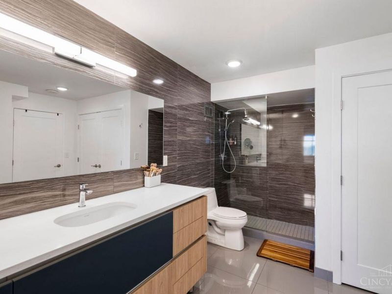 2200 Victory Parkway, Unit 2104, Cincinnati, OH 45026 Photo 15