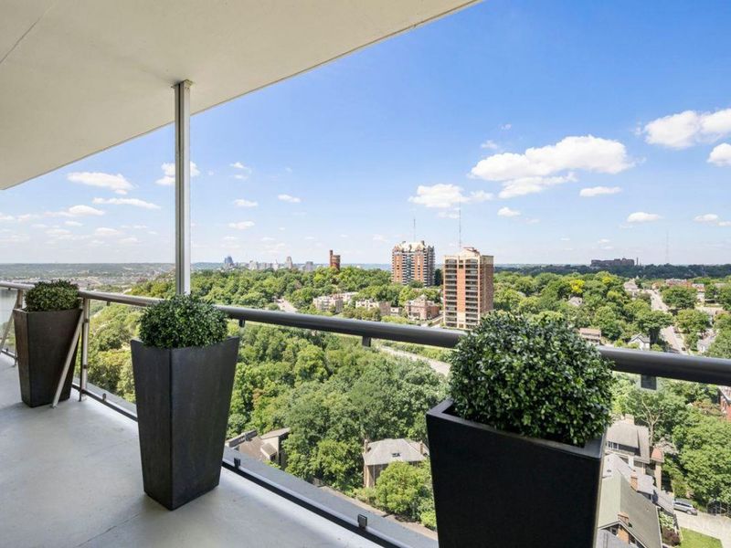 2200 Victory Parkway, Unit 2104, Cincinnati, OH 45026 Photo 21