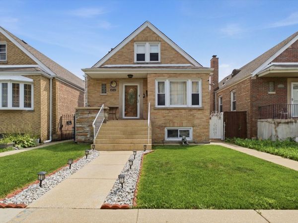 4041 W 56th Street , Chicago, IL 60629