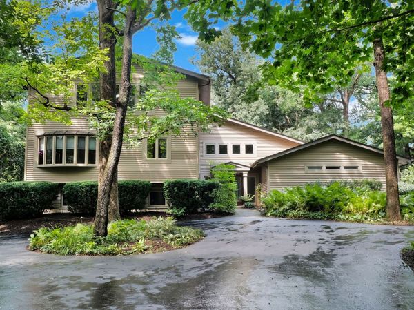43W976 Oakleaf Drive , Elburn, IL 60119