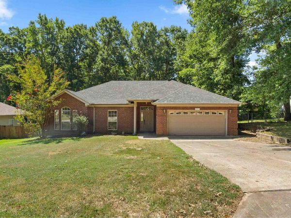 3013 Greenbrier Drive, Benton, AR 72015