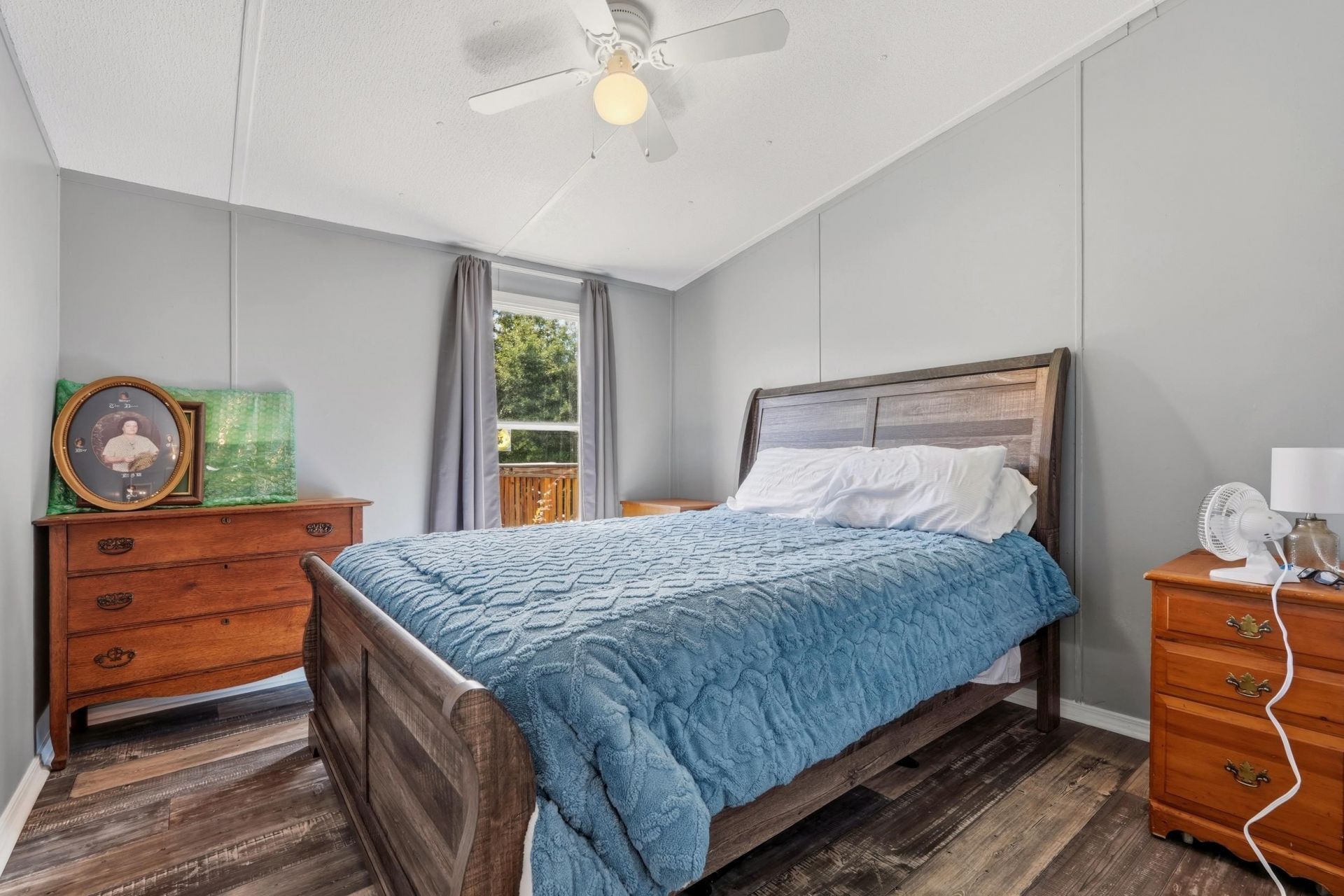 1359 Beechnut Dr. Photo 14